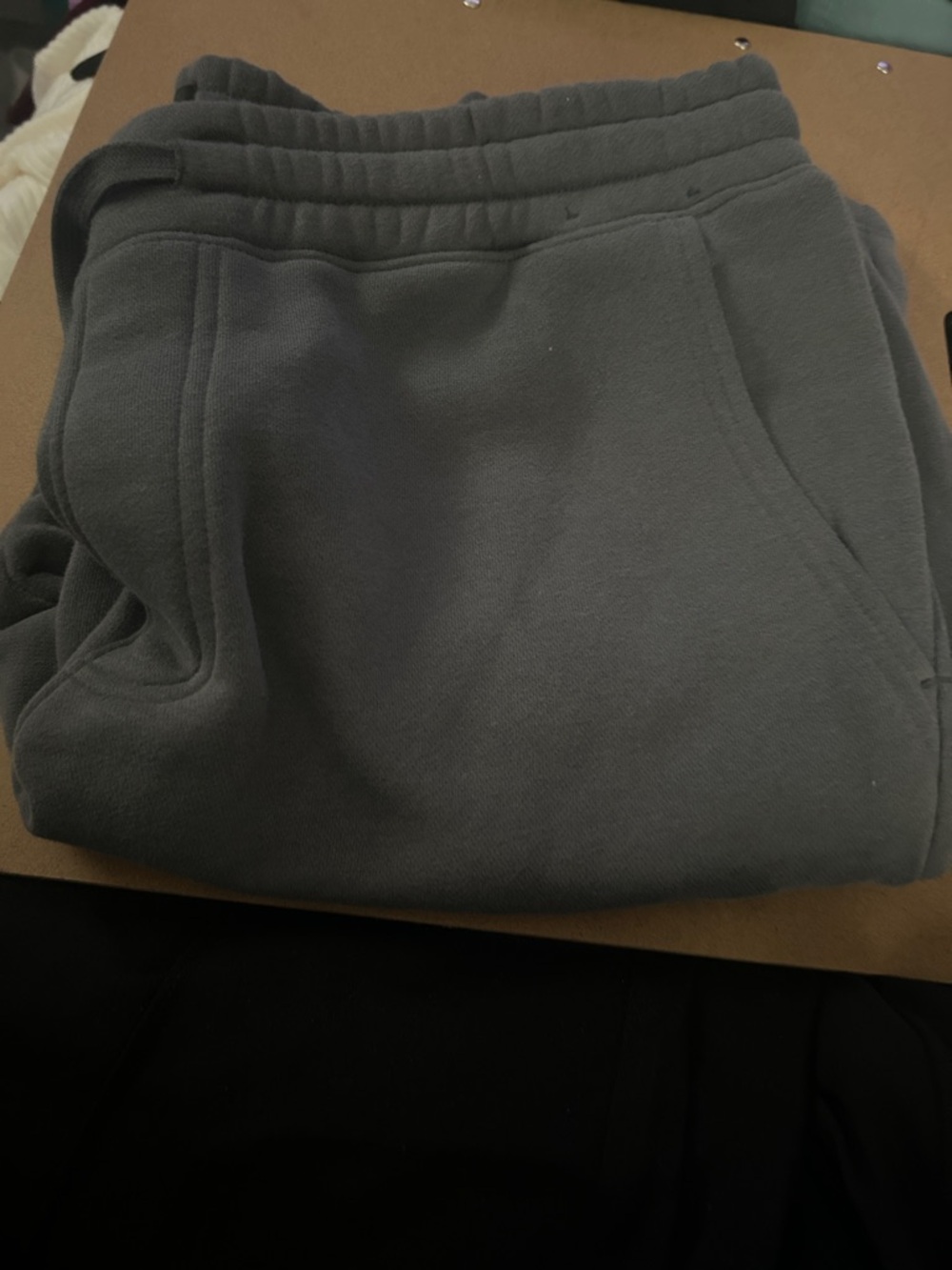 Hollister Charcoal Gray Fleece straight line sweatpants